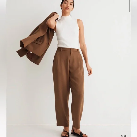 Madewell Tall Pleated Tapered-Leg Pants in Easy Going Crepe Light Roast Size 8T - Picture 16 of 16